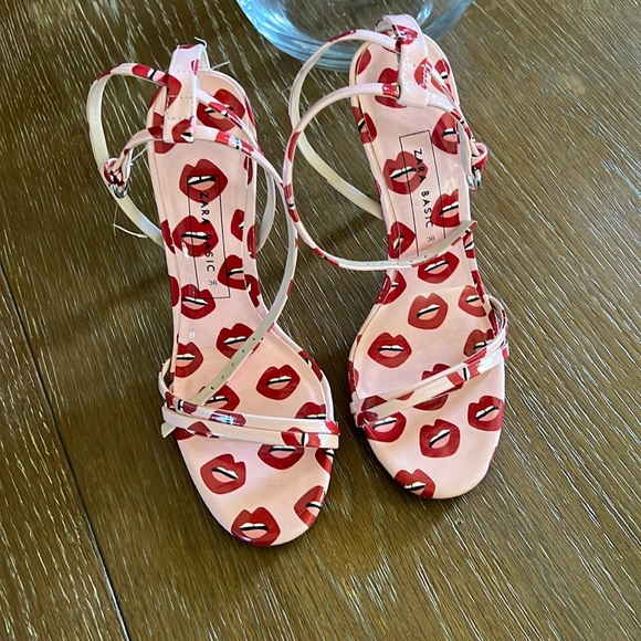 Worn once Zara heels - Picture 1 of 4